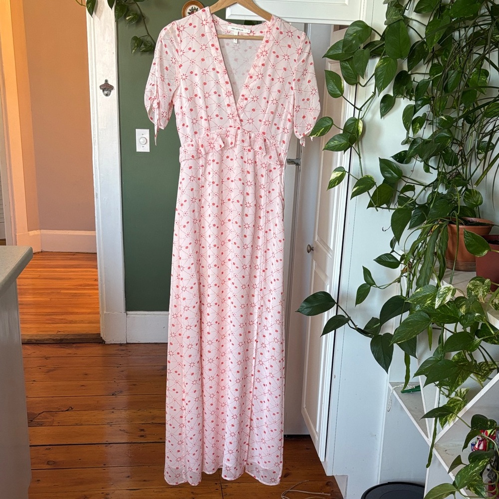 Avec Les Filles Pink Floral Maxi Dress